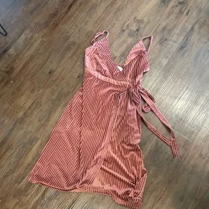 Nectar clothing dark pink wrap dress